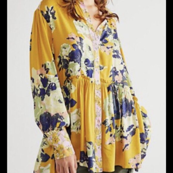 Free People Tops - Free People Brunch a Bunch Tunic S